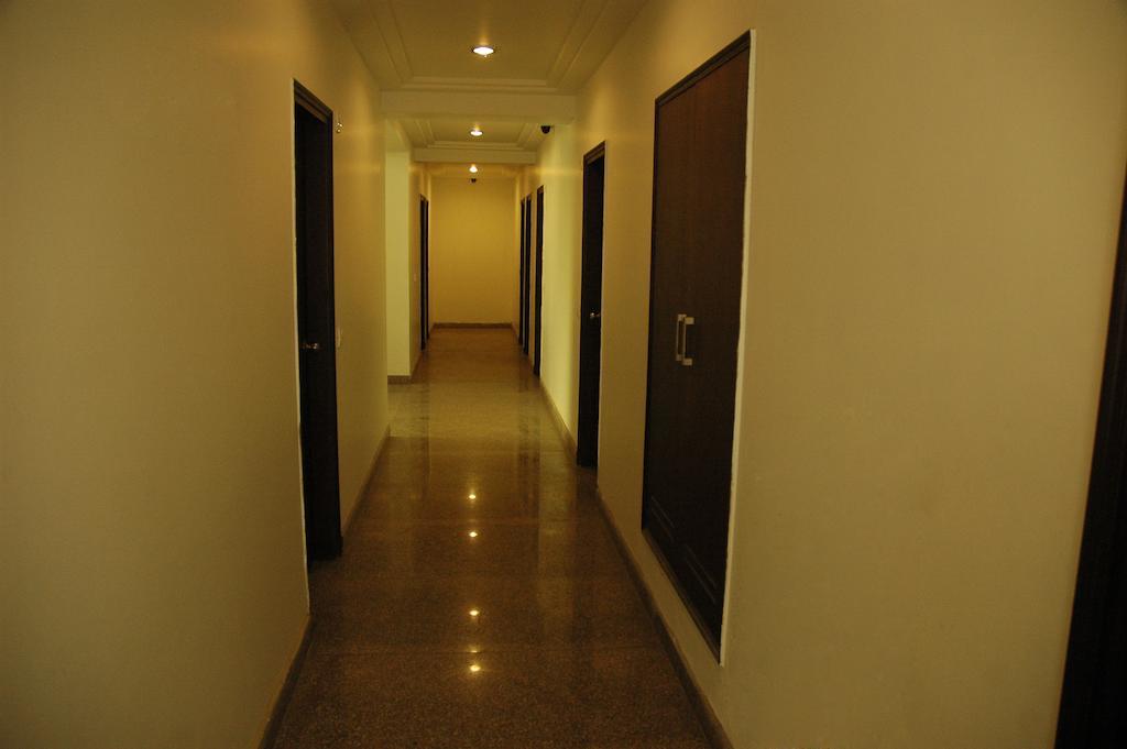 Airport Hotel Daya Capitol نيودلهي المظهر الخارجي الصورة